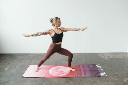 The Caliban Yoga Towel – Quick-Dry, Non-Slip, Eco-Conscious Design-3